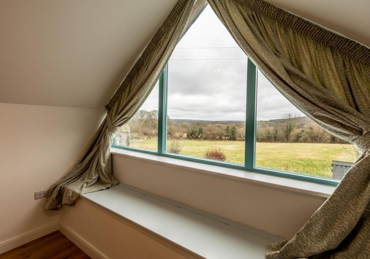 Penrhiw - A Country Cottage With Mountain Views Нюпорт Екстериор снимка